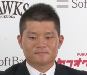 美間優槻は戦力外で現役引退！結婚相手やトレード・西川龍馬との関係も調査！